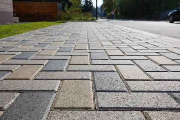 Best Driveway Pavers Near Me  in Raintree Plantation, MO